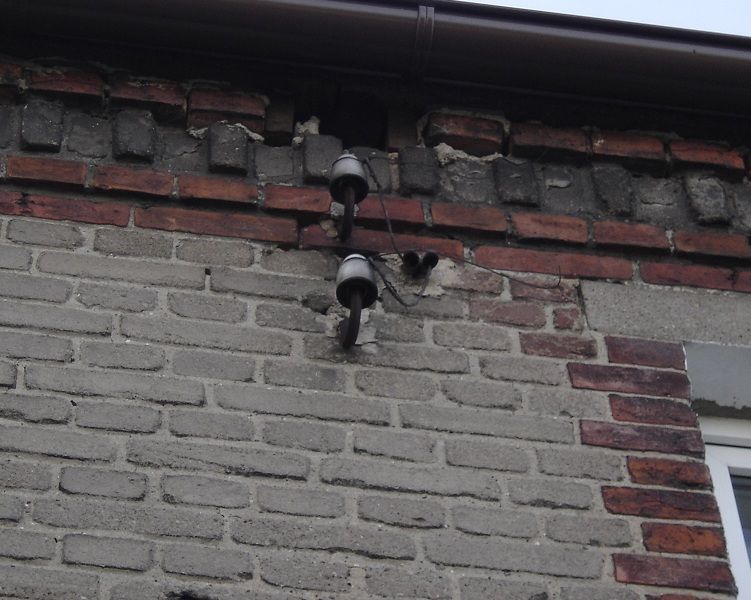 Izolatory na budynkach