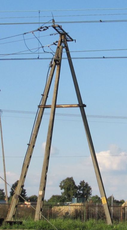 Słup zasilacza 3 kV