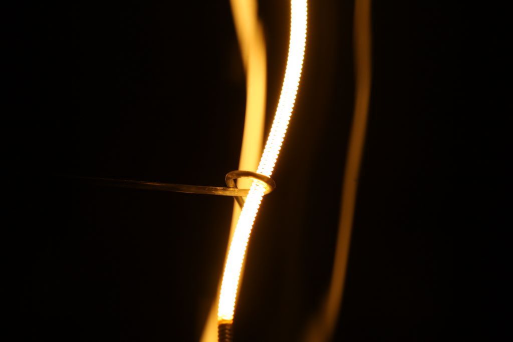 Lampy Whitesa