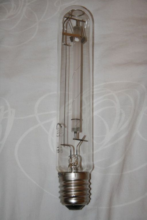 sylvania 600W grolux