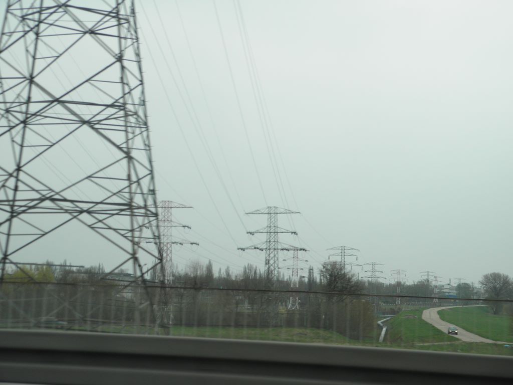 110kV EC Żerań-RPZ FSO( czerwone słupy), EC Żerań-RPZ Gdańska( szare słupy)