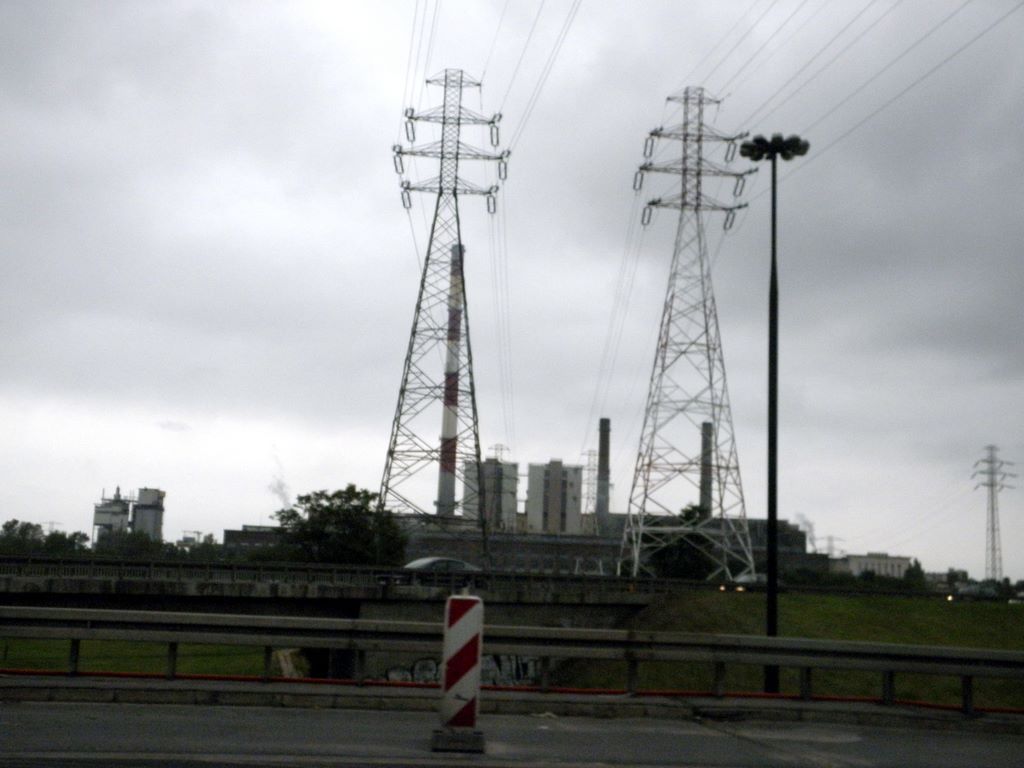 110kV EC Żerań-RPZ FSO( czerwone słupy), EC Żerań-RPZ Gdańska( szare słupy)