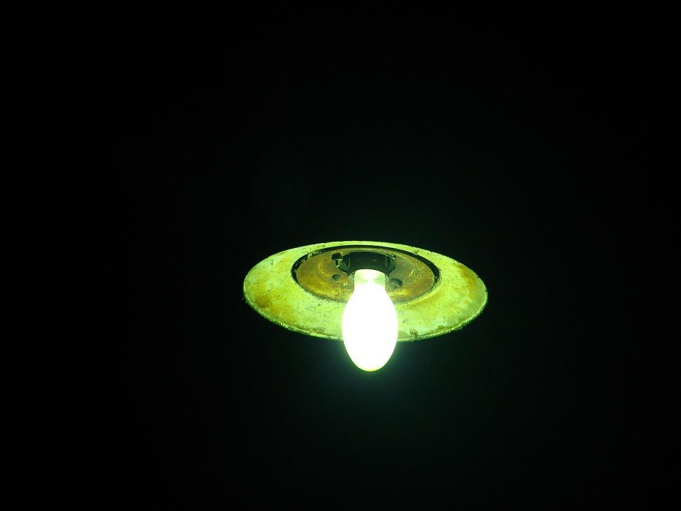 042
