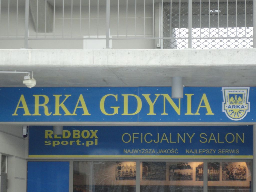 stadiony 4