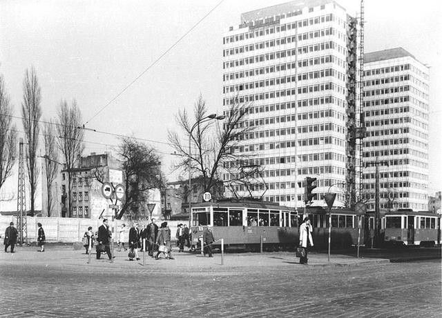 1972