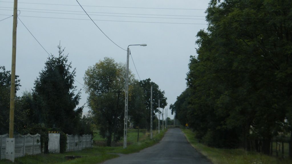 Powiat Kluczborski - wieś Łowkowice - oświetlenie