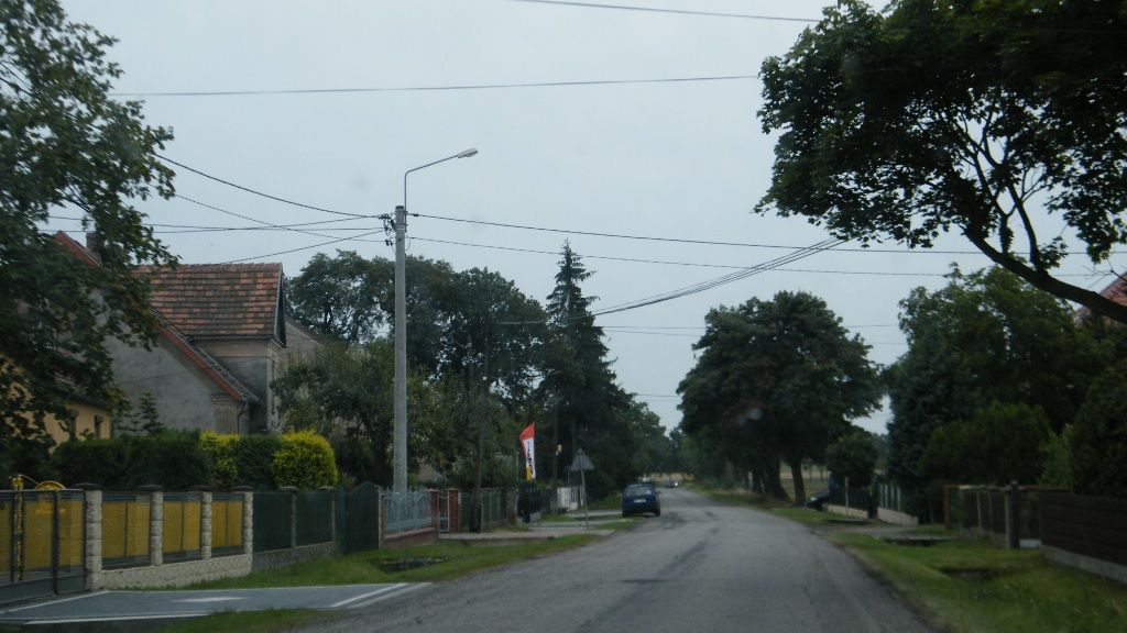 Powiat Kluczborski - wieś Łowkowice - oświetlenie